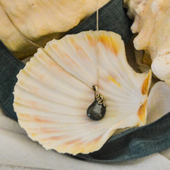 Sterling Silver Teardrop Pendant Necklace - Picture 1 of 2